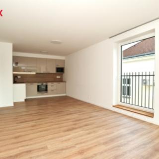 Pronájem bytu 2+kk 64 m² Starý Plzenec