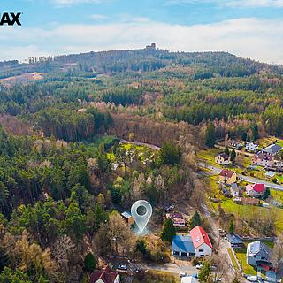Prodej stavební parcely 660 m&sup2; Starý Plzenec