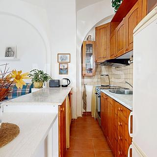 Pronájem bytu 2+kk 49 m² Milovice, Družstevní