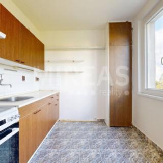 Prodej bytu 2+1 60 m² Milovice