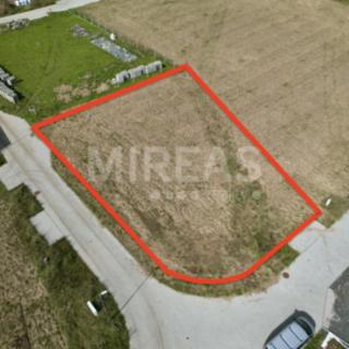 Prodej stavební parcely 942 m² Hořátev