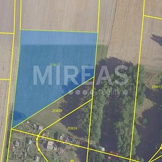 Prodej stavební parcely 2 335 m² Lysá nad Labem