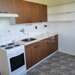 Prodej bytu 2+1 60 m² Milovice Mladá, Armádní