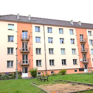 Pronájem bytu 2+kk 52 m² Lysá nad Labem, Sídliště