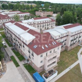Pronájem bytu 1+kk a garsoniéry 28 m² Milovice Mladá, Slepá