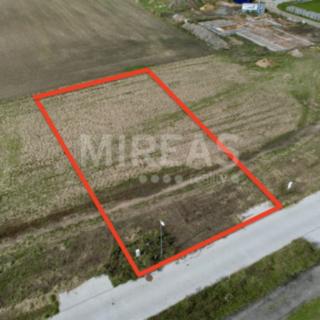 Prodej stavební parcely 898 m² Hořátev