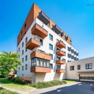 Pronájem bytu 1+kk, garsoniery 37 m² Praha