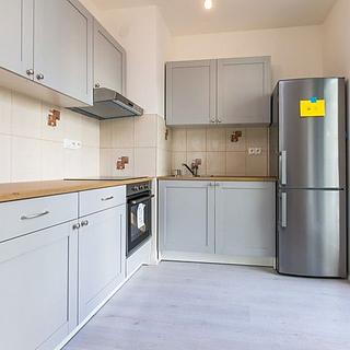 Pronájem bytu 2+kk 41 m² Praha Malešice, Nad úžlabinou