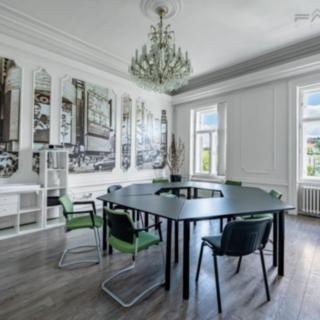 Pronájem kanceláře 222 m² Praha