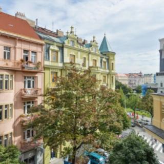 Pronájem bytu 3+kk 93 m² Praha