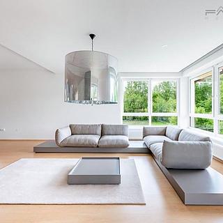 Pronájem rodinného domu 270 m&sup2; Čakov