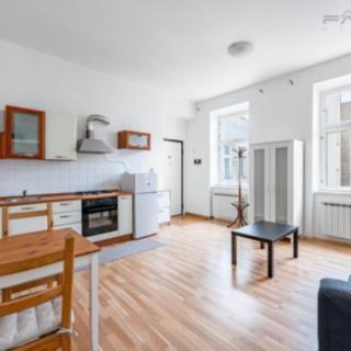 Pronájem bytu 2+kk 43 m² Praha