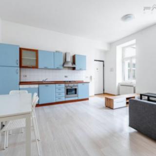 Pronájem bytu 2+kk 43 m² Praha