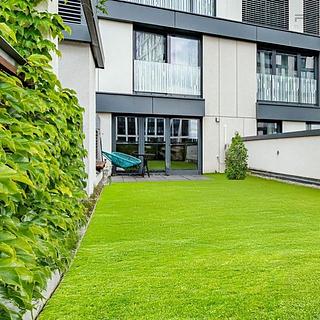 Prodej bytu 1+kk a garsoniéry 46 m² Praha Žižkov, Olšanská