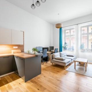 Pronájem bytu 2+kk 48 m² Praha