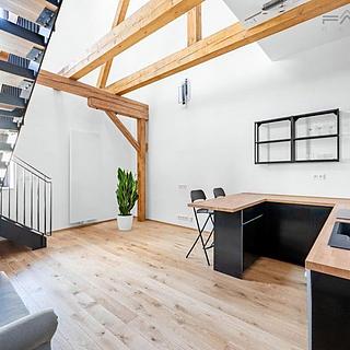Pronájem bytu 2+kk 65 m² Praha Nusle, Vrtbova