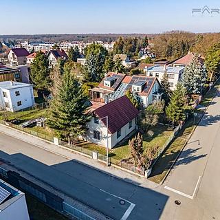 Prodej rodinného domu 80 m&sup2; Praha