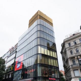 Pronájem kanceláře 475 m² Praha