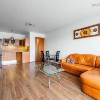 Pronájem bytu 2+kk 65 m² Praha
