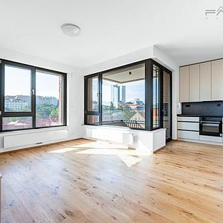 Pronájem bytu 2+kk 63 m² Praha
