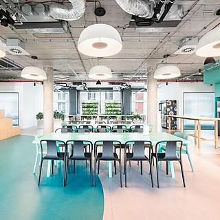 Pronájem kanceláře 706 m&sup2; Praha