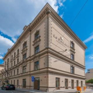 Prodej bytu 2+kk 116 m² Praha, U Zvonařky