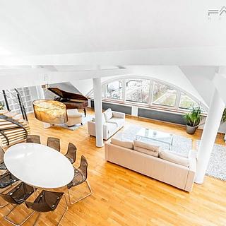 Pronájem bytu 5+1 a více 250 m² Praha