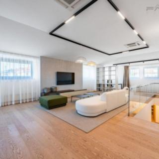 Pronájem bytu 4+kk 228 m² Praha
