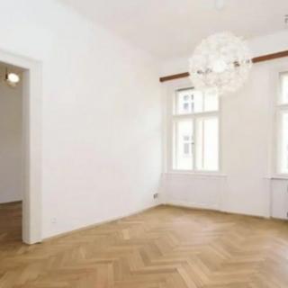 Pronájem bytu 2+1 75 m² Praha