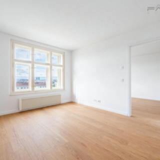 Pronájem bytu 2+kk 43 m² Praha
