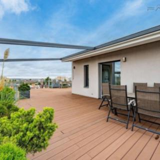 Pronájem bytu 3+kk 219 m² Praha Chodov, Květnového vítězství