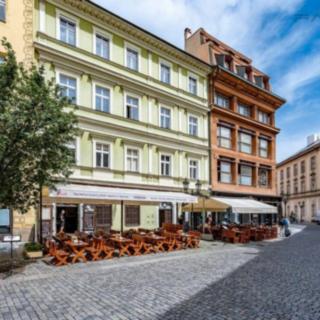 Pronájem kanceláře 80 m² Praha