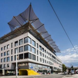 Pronájem kanceláře 539 m² Praha