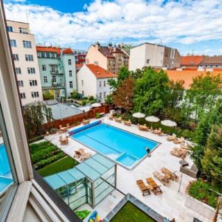 Pronájem bytu 3+kk 106 m² Praha