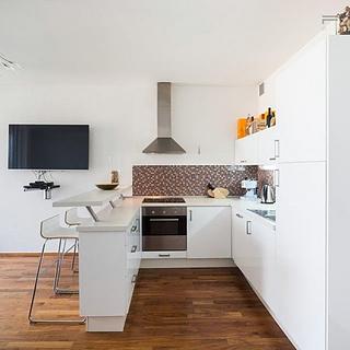 Pronájem bytu 2+kk 60 m² Praha Smíchov, Švédská