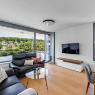 Pronájem bytu 4+kk 109 m² Praha Jinonice, Walterovo náměstí