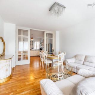 Prodej bytu 4+1 105 m² Praha