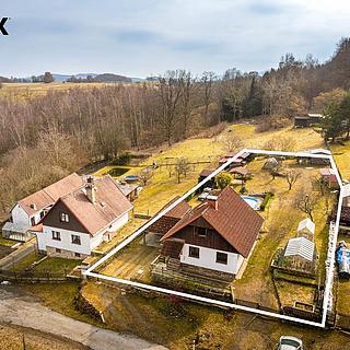 Prodej rodinného domu 120 m² Chroboly Lučenice