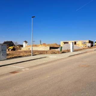 Prodej stavební parcely 834 m² Vráto