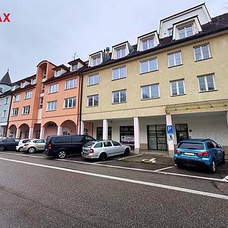 Prodej obchodu 225 m² Hluboká nad Vltavou, Masarykova