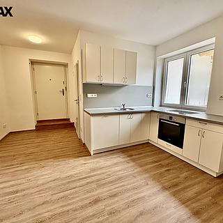 Pronájem bytu 1+1 36 m² Vimperk II, 1. máje