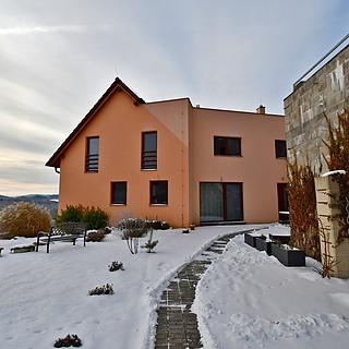Pronájem bytu 3+kk 90 m² Český Krumlov Vyšný