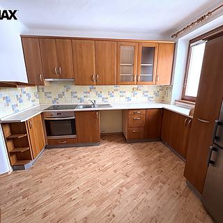Pronájem bytu 3+1 92 m&sup2; Vimperk