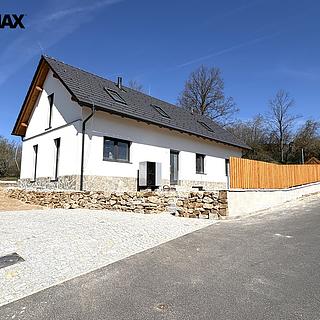 Prodej rodinného domu 188 m² Strunkovice nad Blanicí