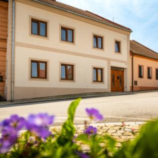 Prodej rodinného domu 267 m² Benešov nad Černou