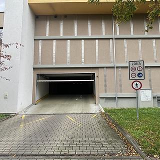 Pronájem parkovacího místa 12 m² České Budějovice 3, Staroměstská