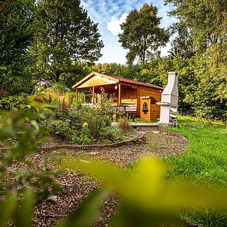 Prodej stavební parcely 4 505 m² Omlenice Výnězda