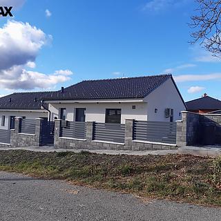 Pronájem rodinného domu 50 m² Srubec, K Hájovně