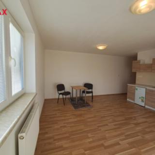 Pronájem bytu 1+kk, garsoniery 29 m² České Budějovice