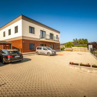 Prodej kanceláře 116 m² Hluboká nad Vltavou, Ježkova
